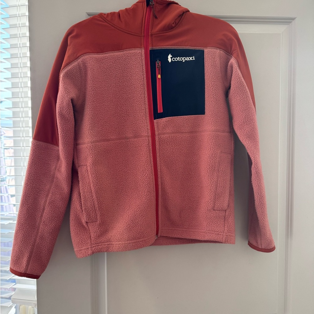 Cotopaxi Two-Tone Fleece Jacket in Red and Pink